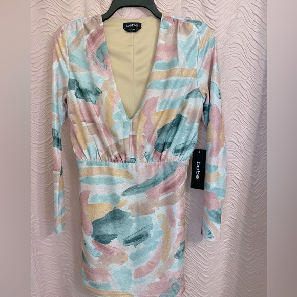 Bebe PRINTED BLOUSON LUREX MINI DRESS brush print color - Picture 6 of 10